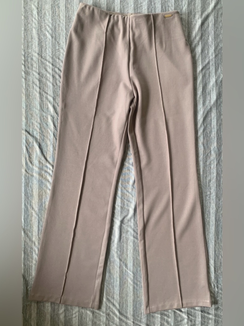 Tahari Taupe Knit pants with Gold Logo Plaque